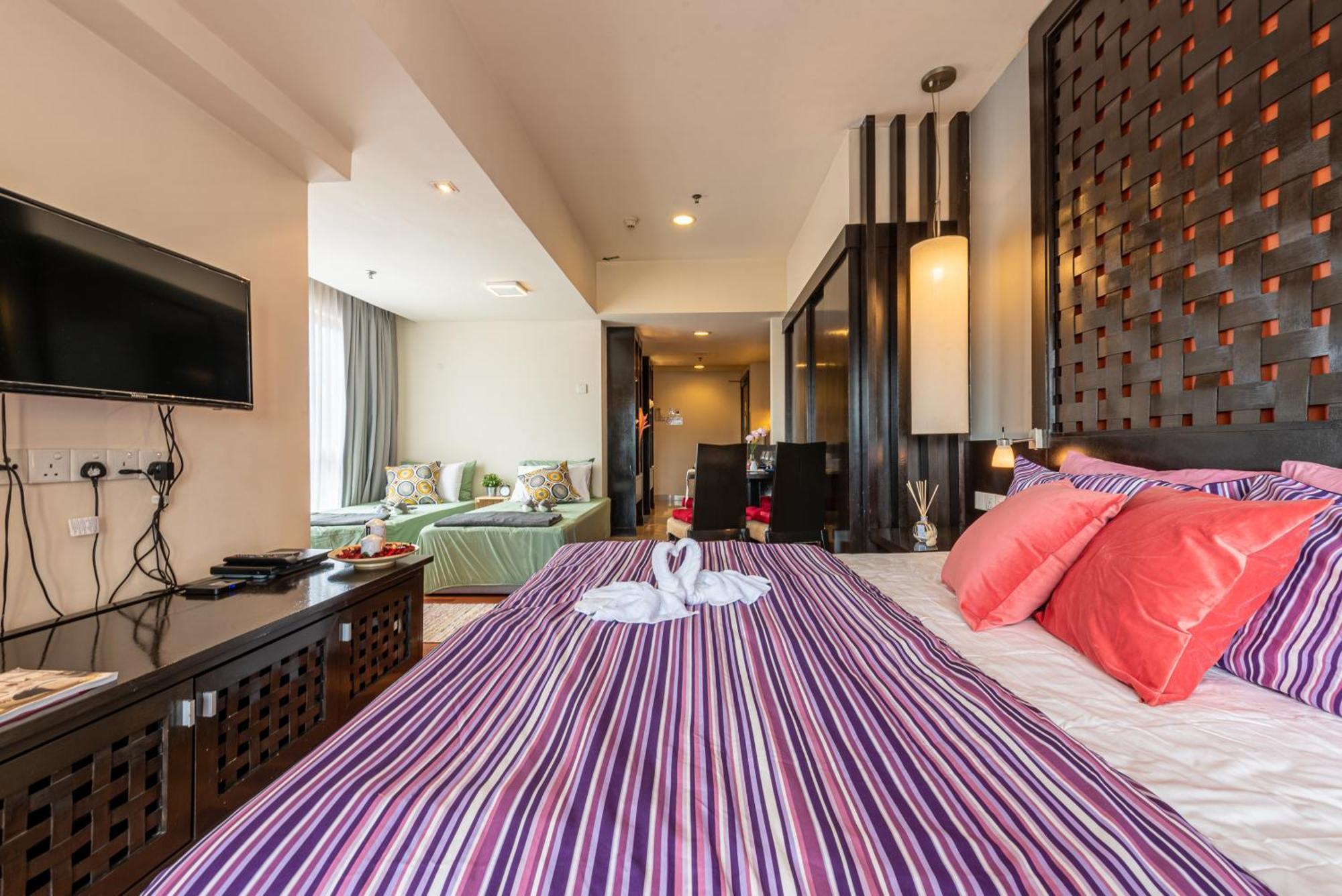 Apartment At Pyramid Tower By Gl Staycation
