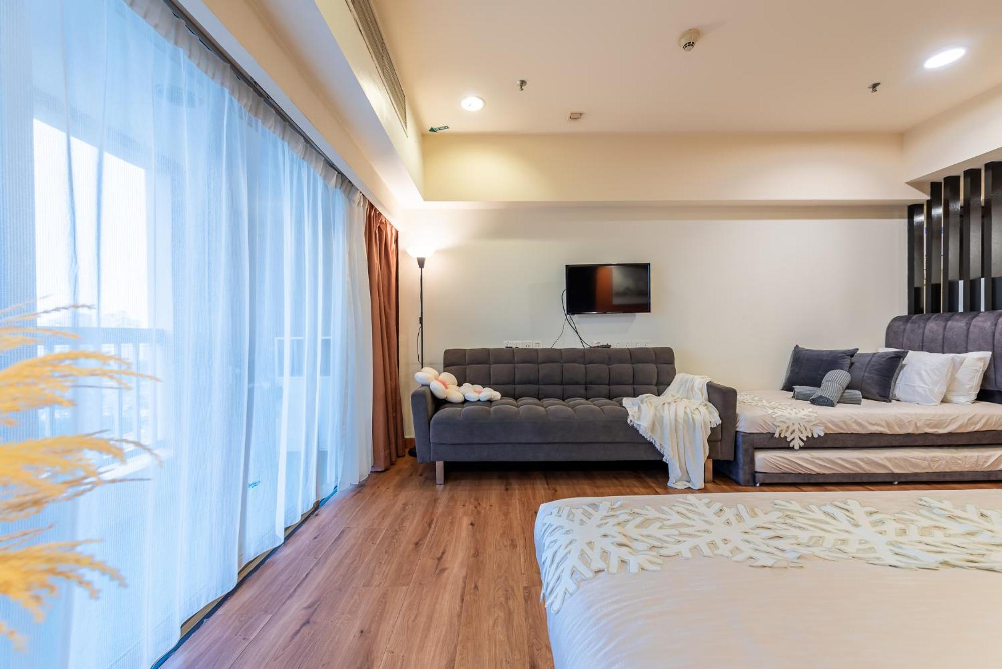 Apartment At Pyramid Tower By Gl Staycation